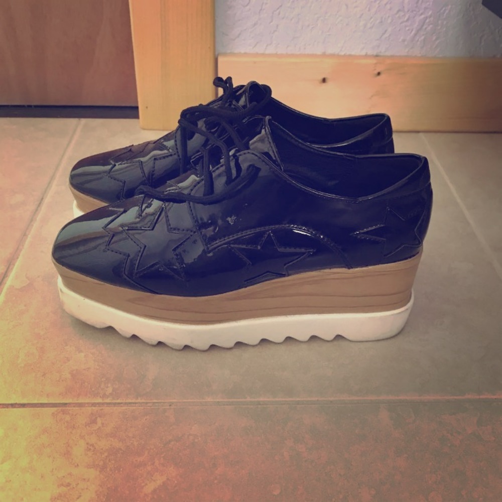 Platform sneaker